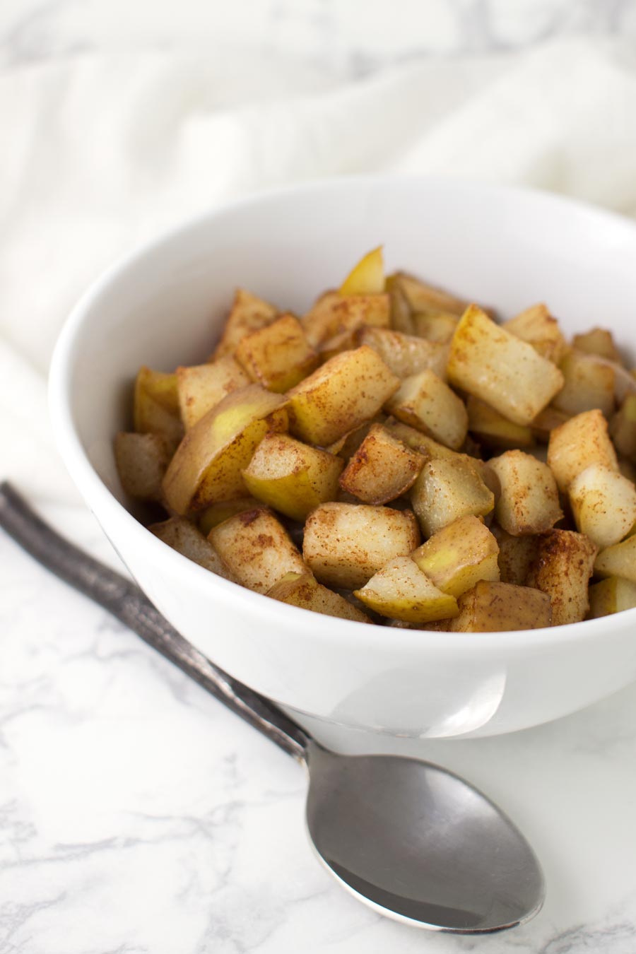 Cinnamon-Ginger Pears recipe from acleanplate.com #paleo #aip #glutenfree