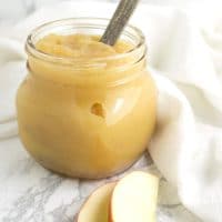 Vanilla Applesauce recipe from acleanplate.com #paleo #aip #autoimmuneprotocol