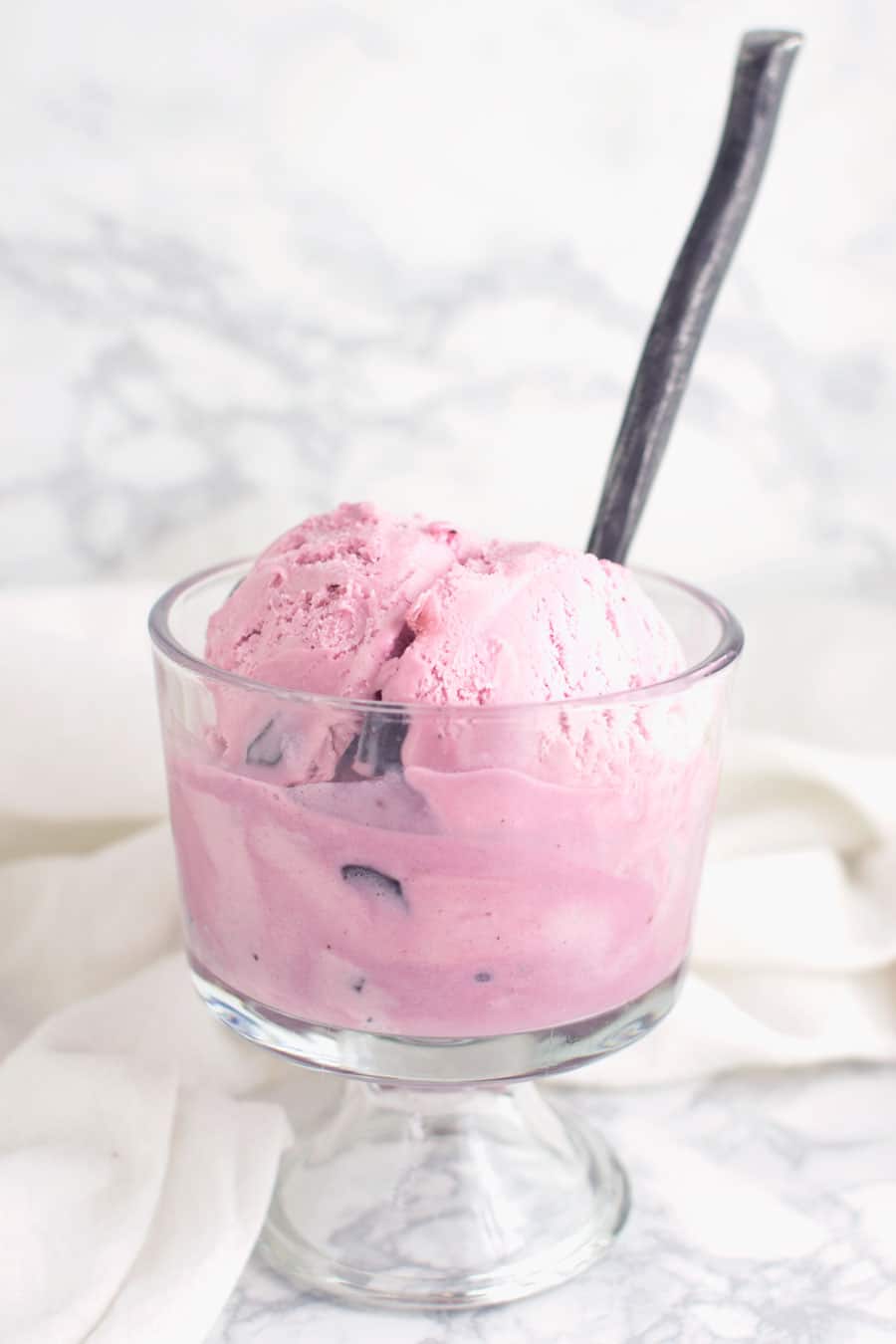 Very Berry Frozen Yogurt recipe from acleanplate.com #paleo #aip #autoimmuneprotocol