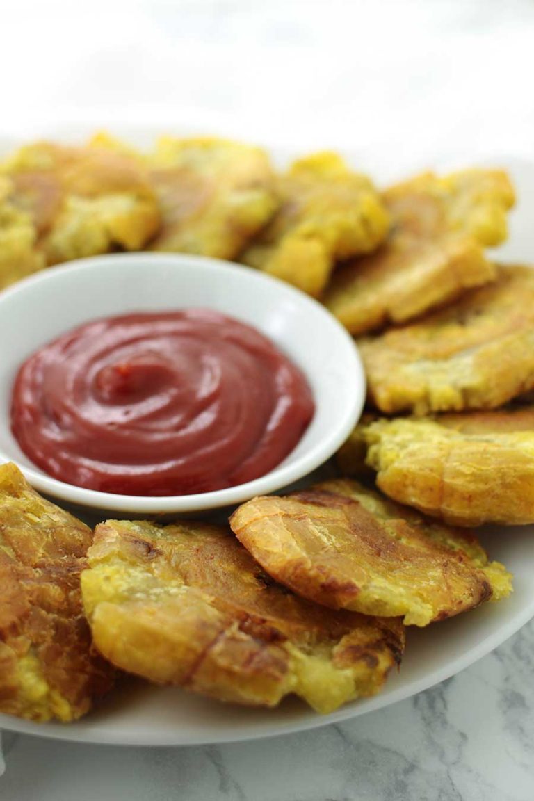 Tostones (Fried Green Plantains)